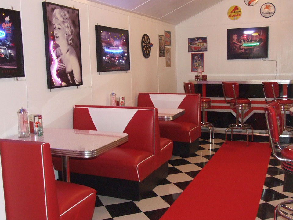 Australia TShed diner, 1950s American retro diner double side booth seating and table,diner bar chairs set gallery
